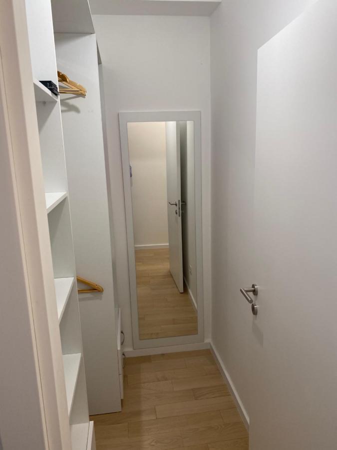 Emza Sea View Apartment Бар Екстериор снимка