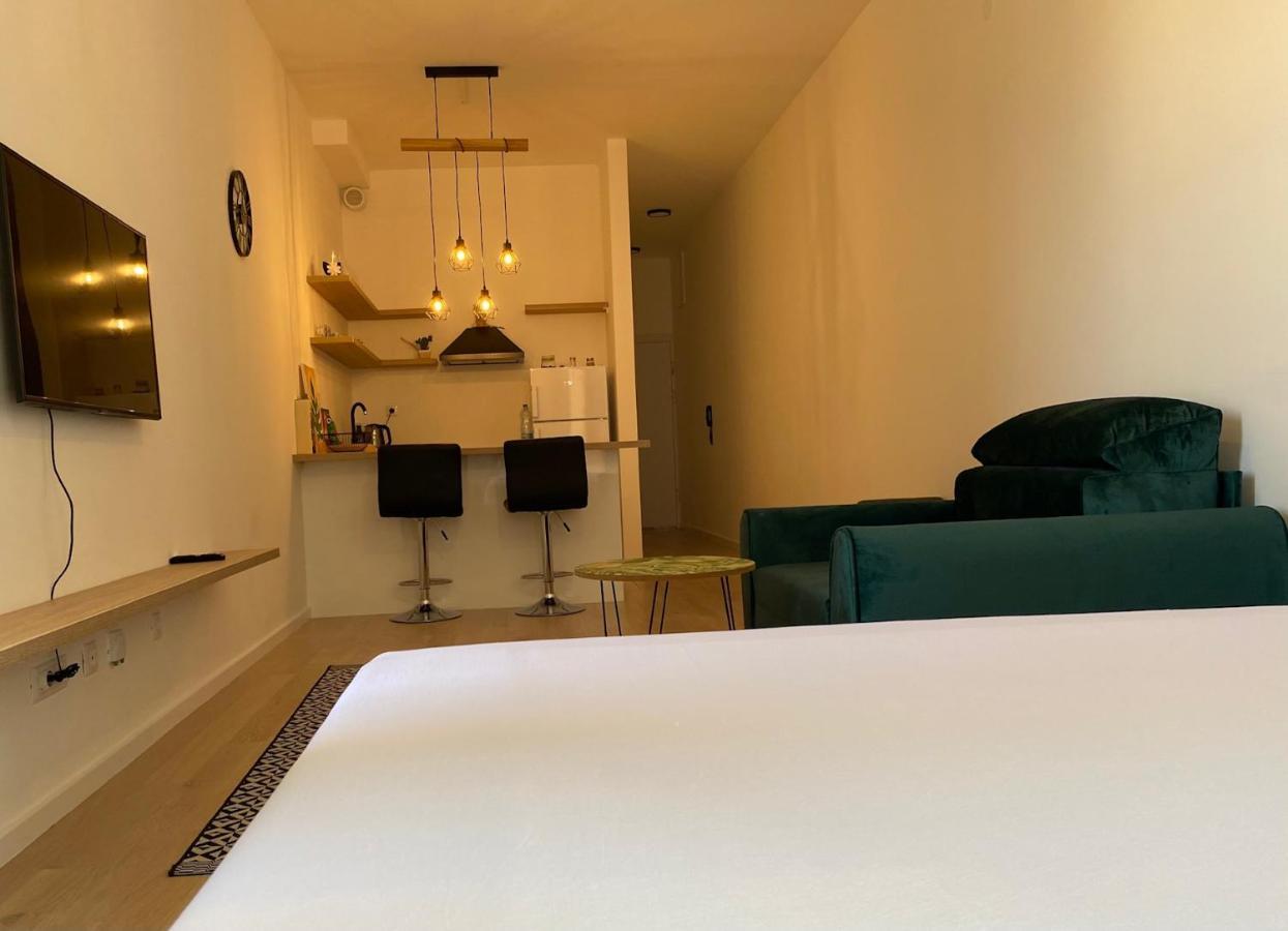 Emza Sea View Apartment Бар Екстериор снимка